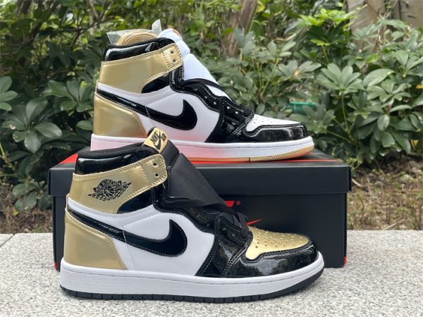 Air Jordan 1 Retro High Gold Top 3
