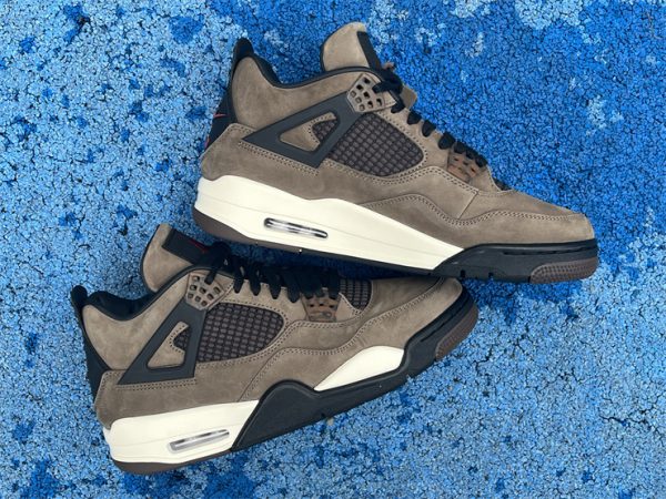 Travis Scott x Air Jordan 4 Retro Brown - Image 2