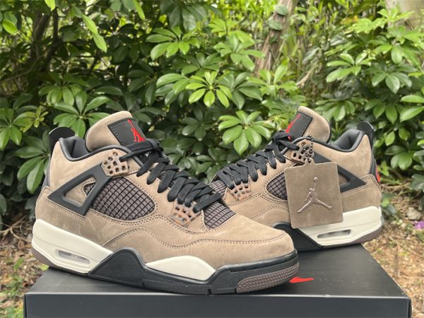 Travis Scott x Air Jordan 4 Retro Brown - Image 6