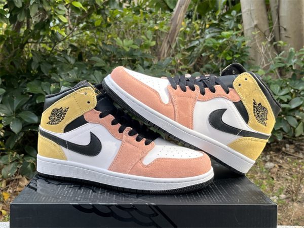 Air Jordan 1 Mid "Flight Club” - Image 4