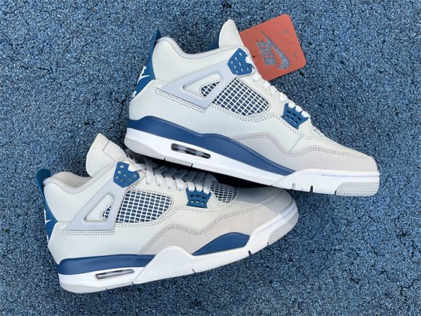 Air Jordan 4 “Military Blue” - Image 3
