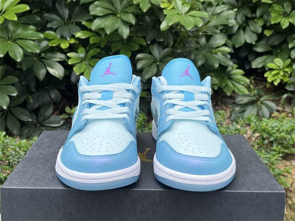 Air Jordan 1 Low - Image 3