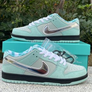 Concepts x TIFFANY CO. x Nike SB Dunk Low