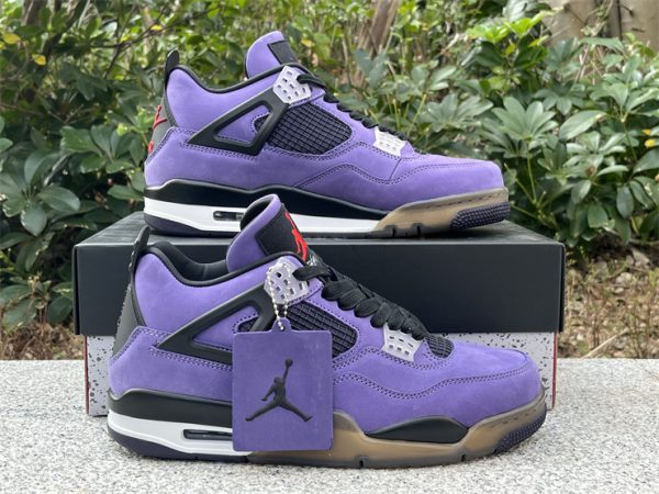 Travis Scott x Air Jordan 4