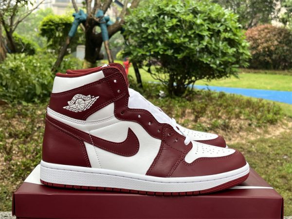 Air Jordan 1 High OG “Team Red - Image 2