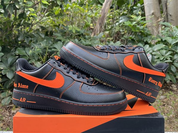 VLONE xNike Air Force 1Low orang - Image 4